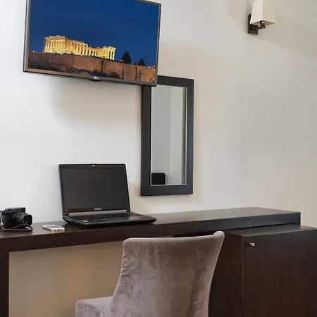 Hotel Acropolis Hill 3*